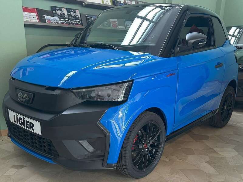 Nuova Ligier JS50 2025 Blue reef Utilitaria