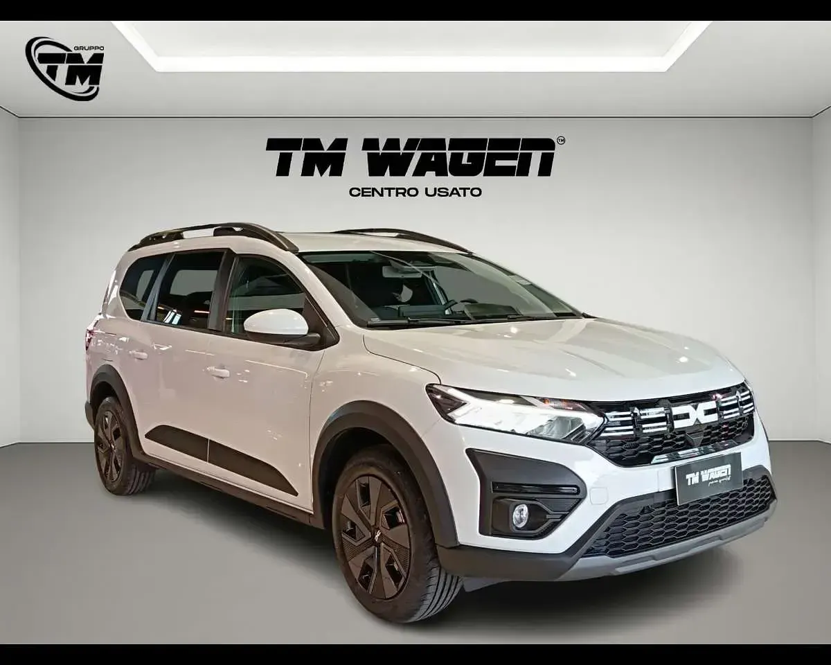 Usata Dacia Jogger Expression 94 CV (69 kW) 2025 Bianco Monovolume