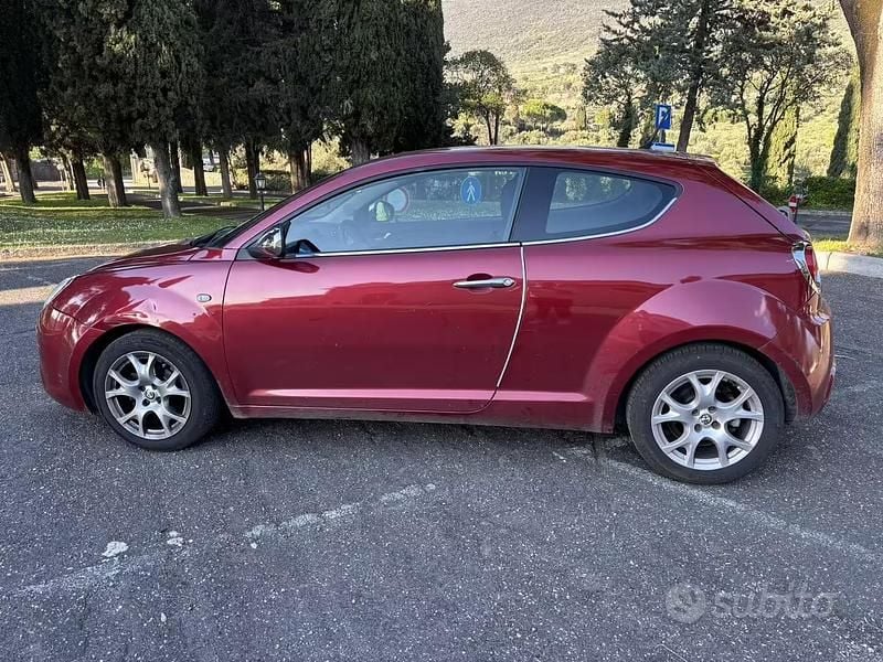 Usata Alfa Romeo MiTo 105 CV (77 kW) 2010 Rosso Utilitaria