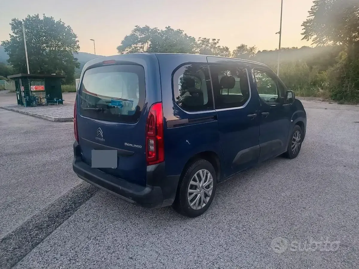 Usata Citroën Berlingo 110 CV (80 kW) 2020 Blu Monovolume