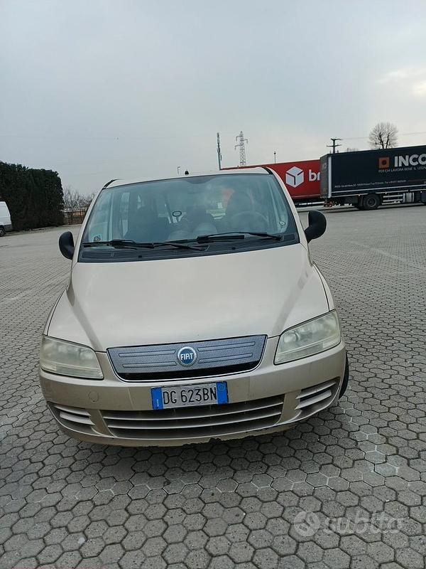 Usata Fiat Multipla 2007 Giallo Monovolume
