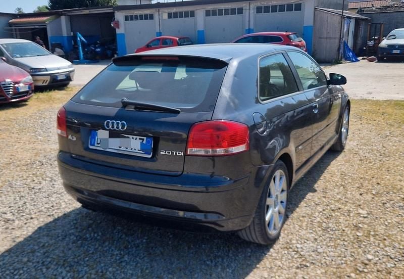 Usata Audi A3 Ambition 105 CV (77 kW) 2009 Grigio Utilitaria