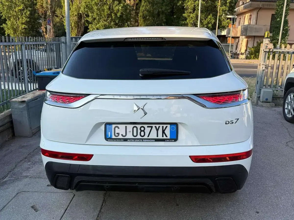 Usata DS Automobiles DS7 Crossback Business 131 CV (96 kW) 2022 Bianco SUV