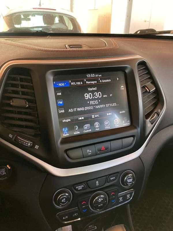 Usata Jeep Cherokee 272 CV (200 kW) 2014 Nero SUV