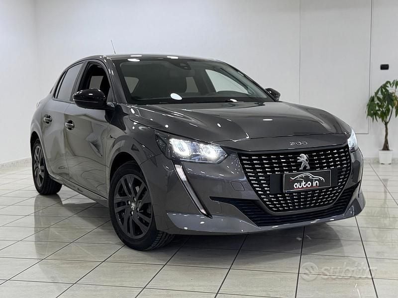 Usata Peugeot 208 Active 75 CV (55 kW) 2022 Grigio Utilitaria