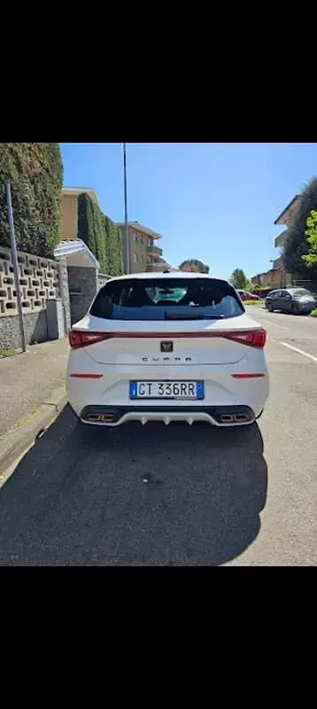 Usata Cupra Leon 150 CV (110 kW) 2024 Berlina