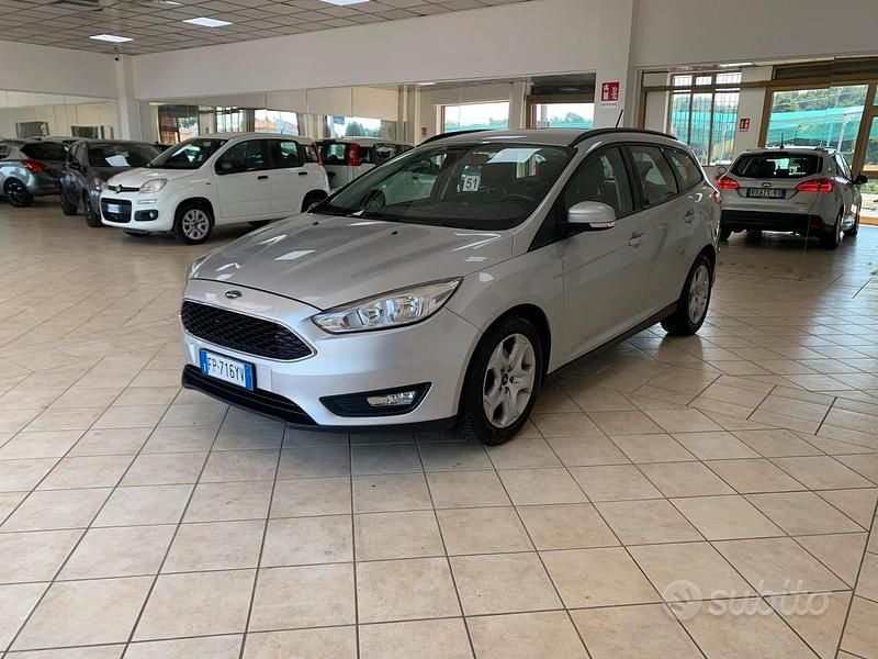 Argento Usata 2018 Ford Focus Business Edition Station wagon | 6800 € (Super prezzo) - Immagine 1/4