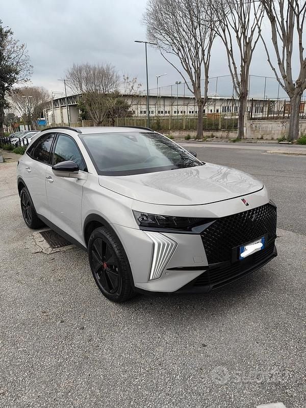Usata DS Automobiles DS7 Crossback Performance 130 CV (95 kW) 2023 Grigio SUV