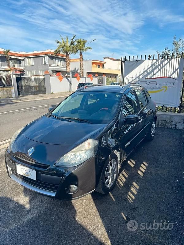 Usata Renault Clio GrandTour 85 CV (62 kW) 2010 Nero Station wagon