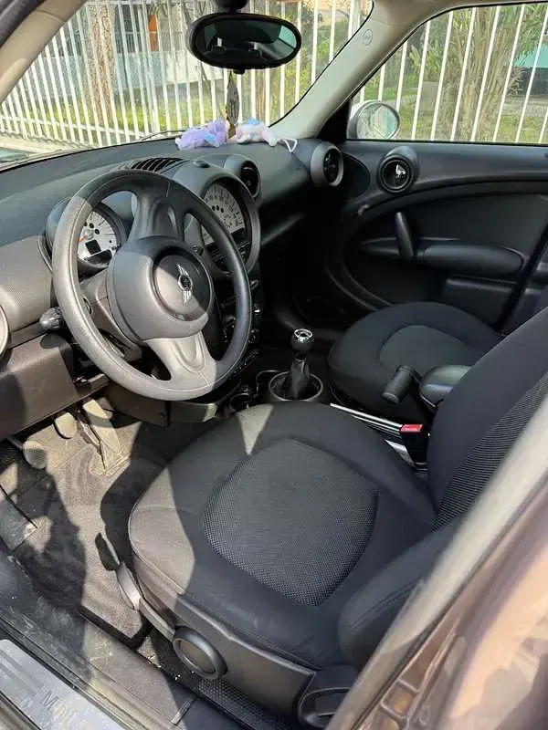 Usata Mini Cooper D Countryman 111 CV (81 kW) 2011 Marrone SUV
