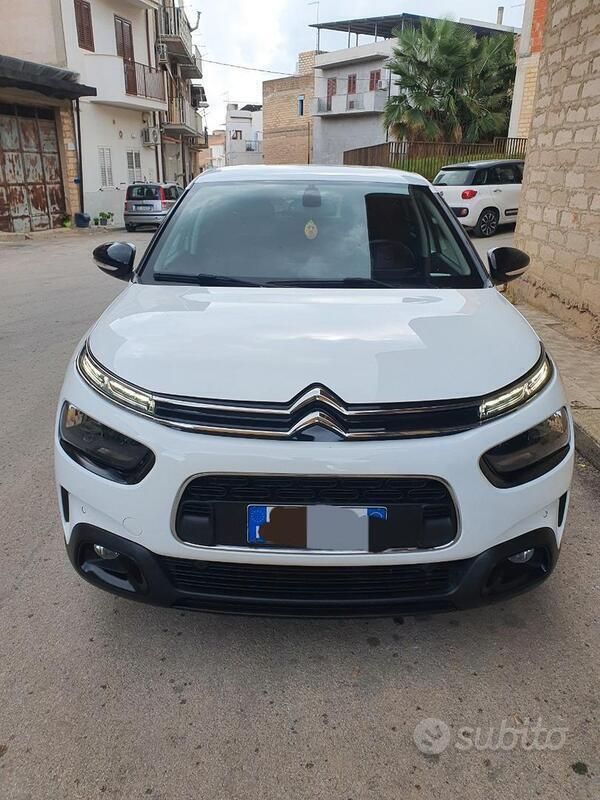 Bianco Usata 2019 Citroën C4 Cactus Due volumi | 11.000 € (Buon prezzo) - Immagine 1/4
