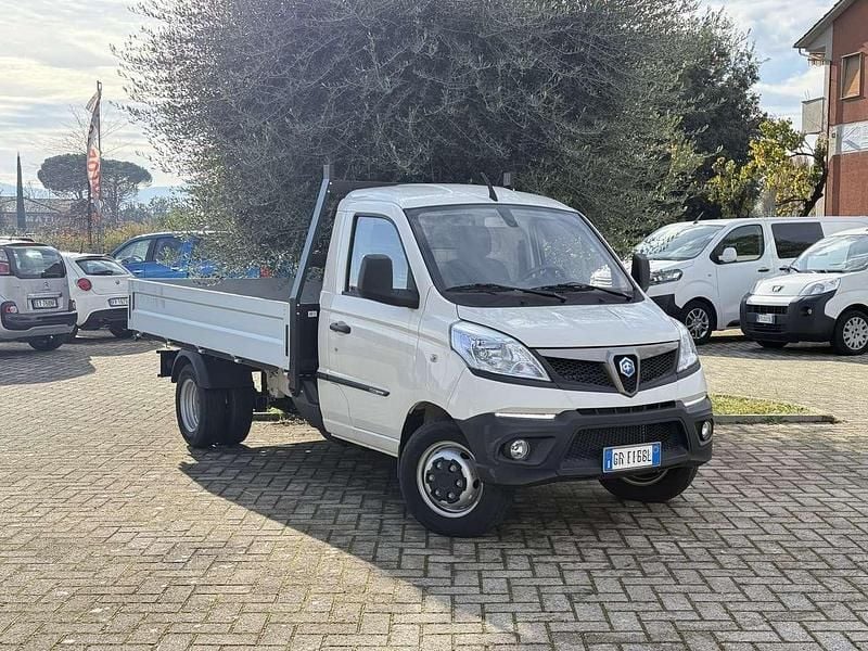 Bianco Usata 2023 Piaggio Porter Furgone | 18.800 € (Buon prezzo) - Immagine 1/4