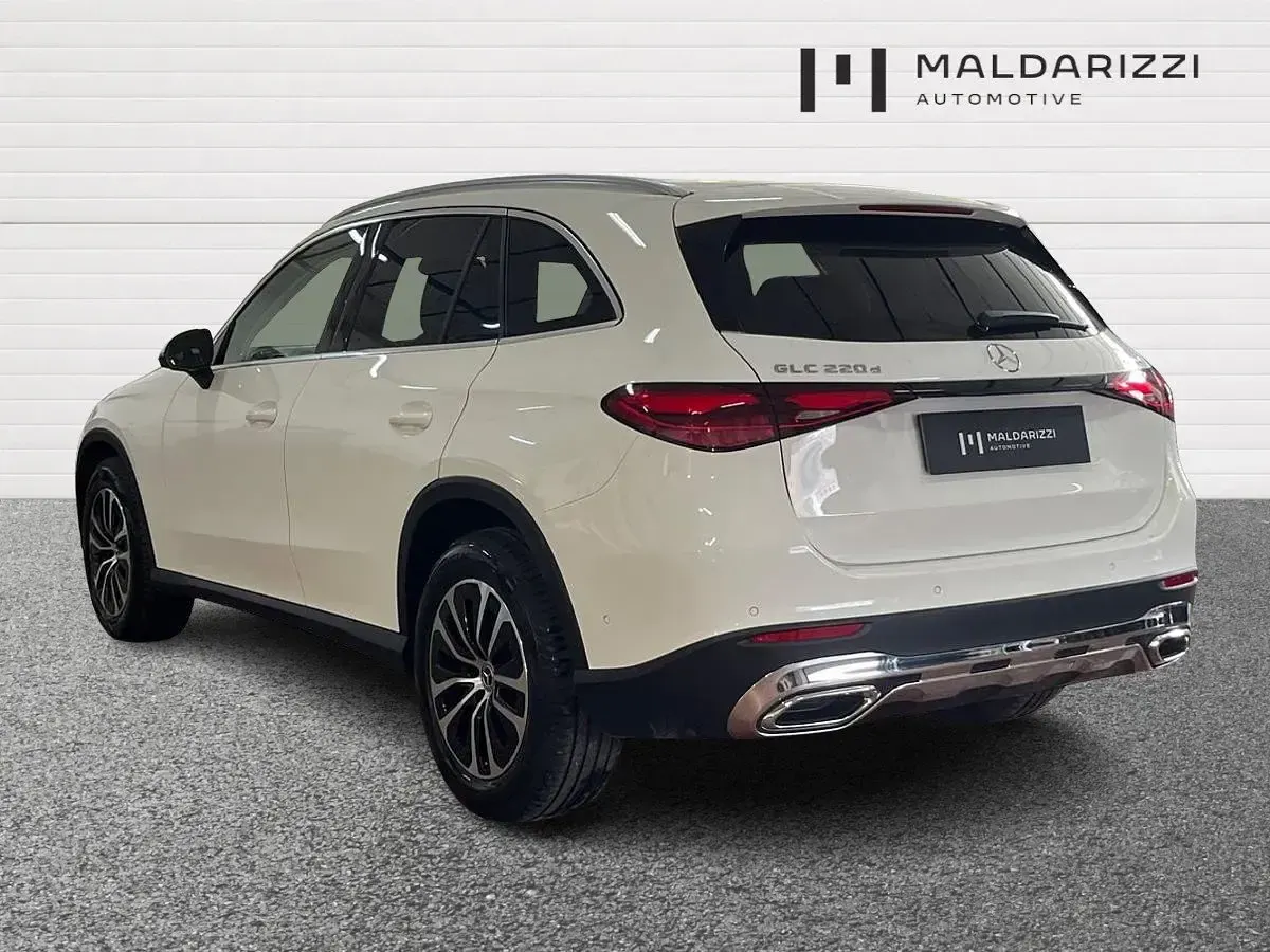 Usata Mercedes GLC220 Advanced 197 CV (144 kW) 2023 Bianco SUV