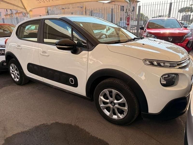 Bianco Usata 2019 Citroën C3 Shine Due volumi | 8990 € (Ottimo prezzo) - Immagine 1/4