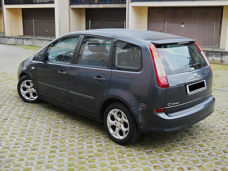 Usata Ford C-MAX 109 CV (80 kW) 2007 Grigio Monovolume