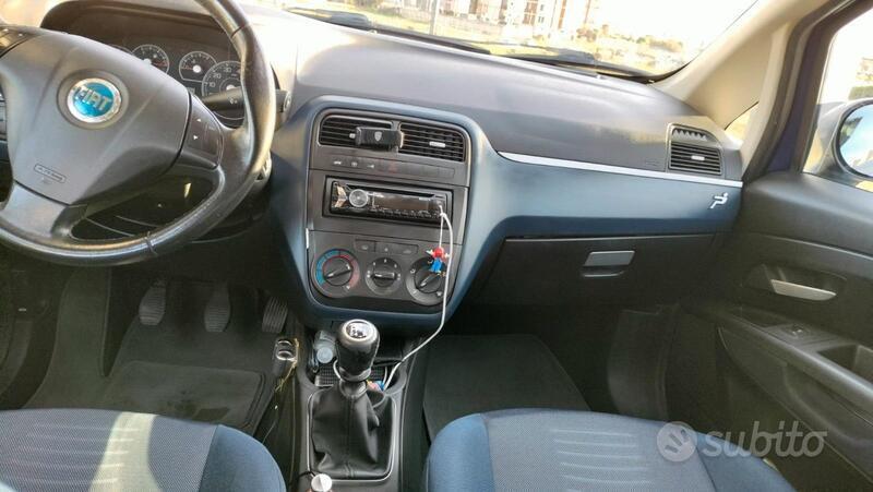 Usato 2007 Fiat Grande Punto 1.2 Benzin 65 CV (2.200 €)