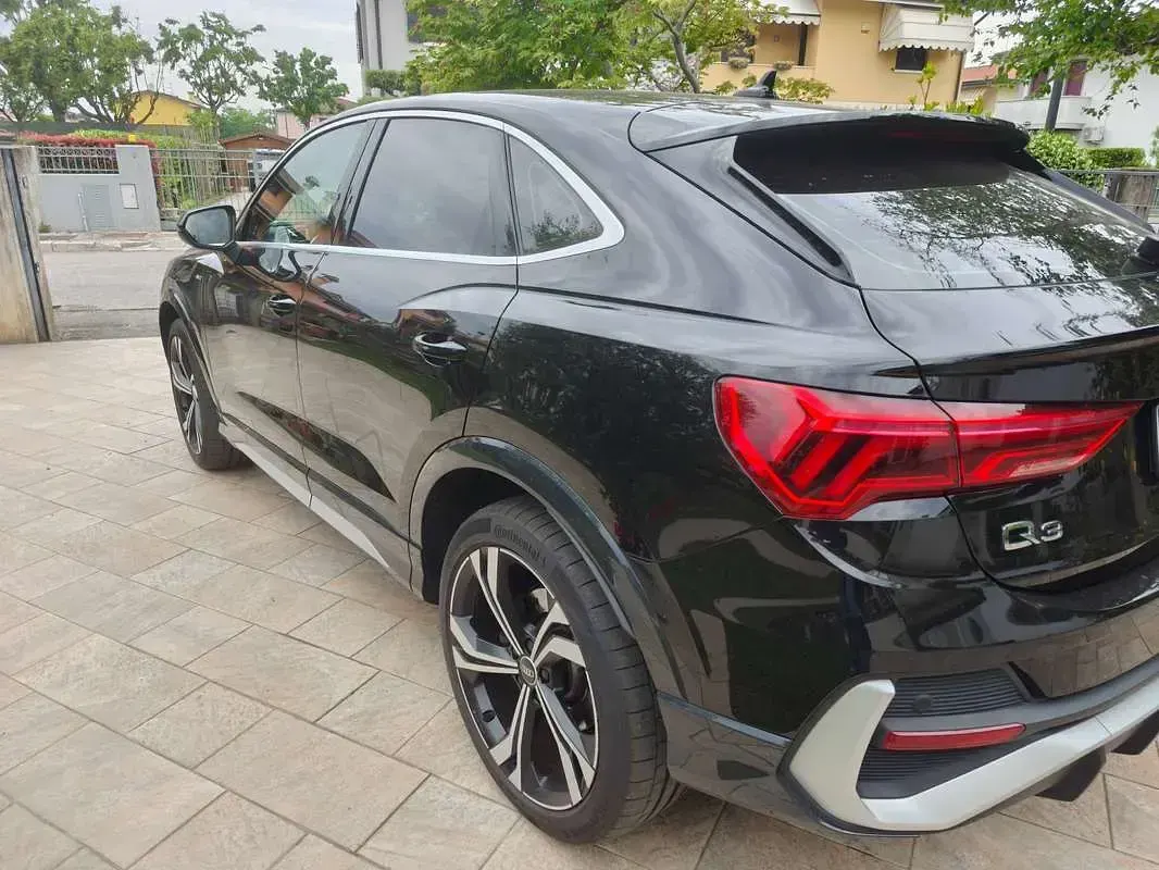 Usata Audi Q3 Sportback S-Line 200 CV (147 kW) 2022 Nero SUV