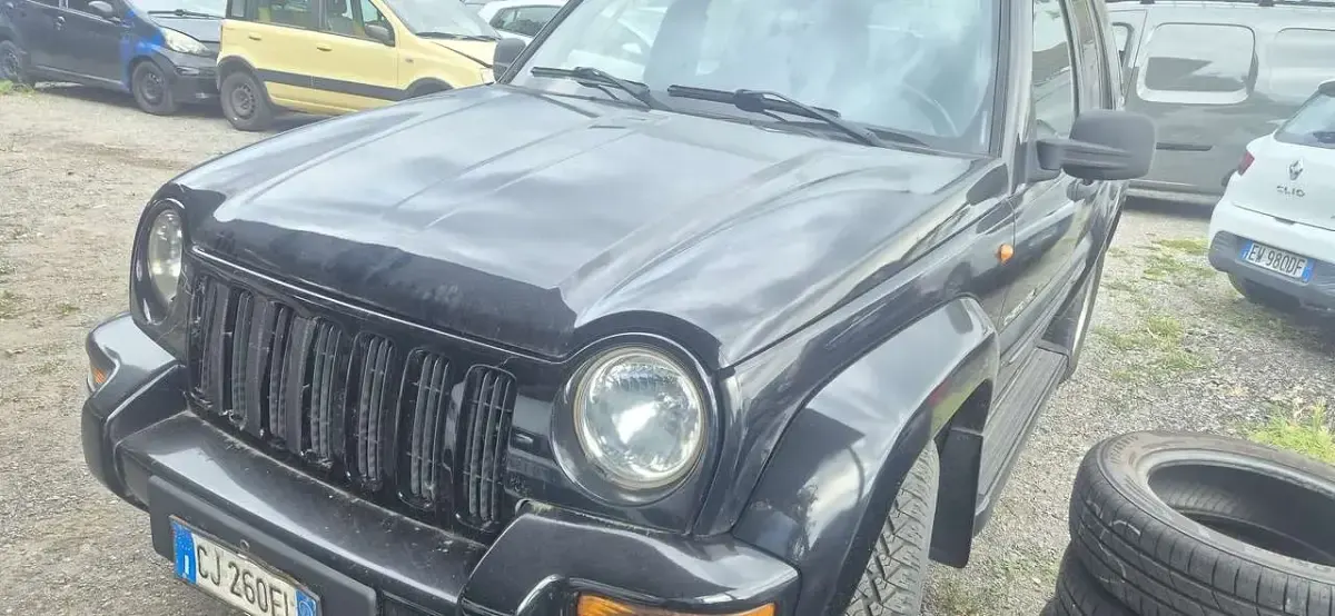 Usata Jeep Cherokee Limited 150 CV (110 kW) 2003 Other SUV