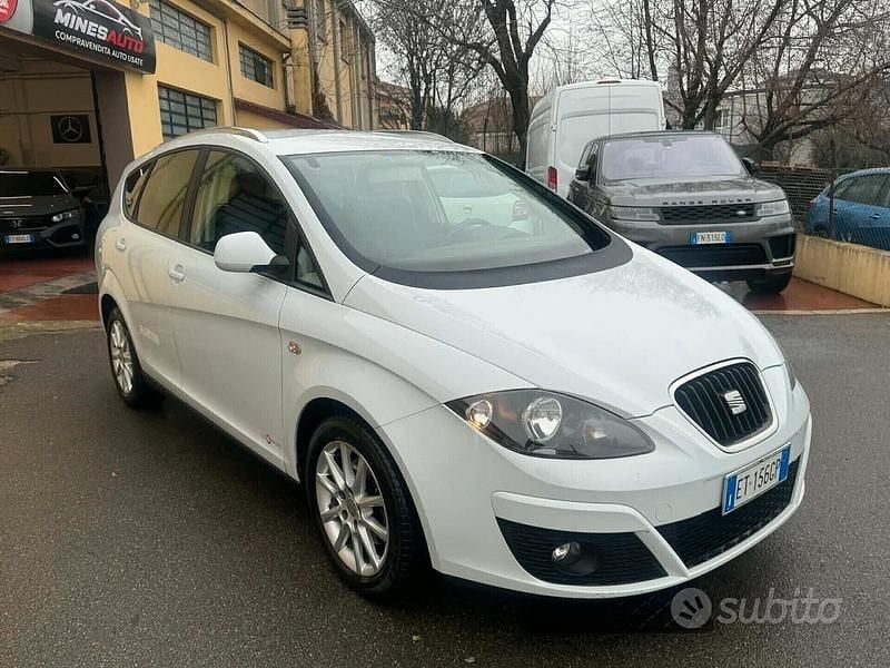 Usata Seat Altea 105 CV (77 kW) 2013 Bianco Monovolume