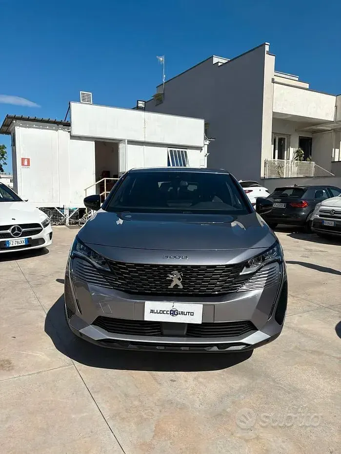 Usata Peugeot 3008 Allure 131 CV (96 kW) 2021 Grigio SUV