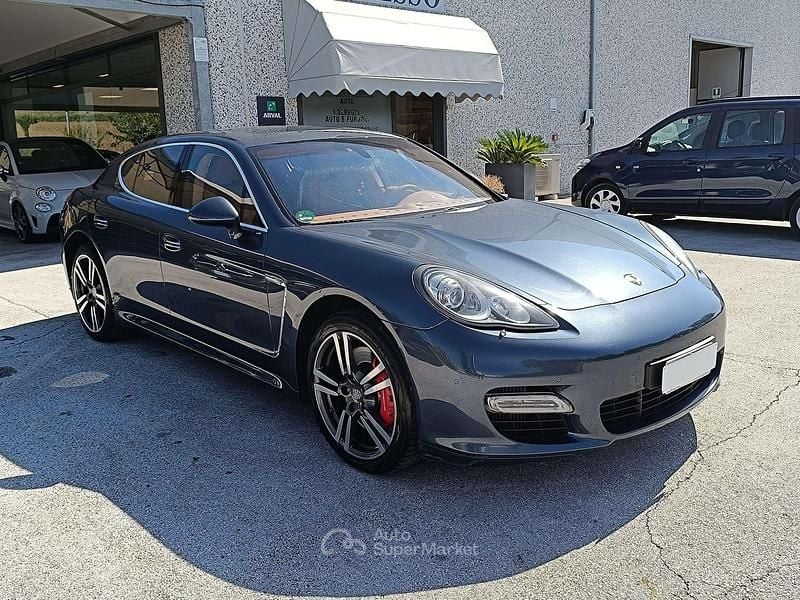Usata Porsche Panamera 500 CV (367 kW) 2011 Blu/azzurro Berlina