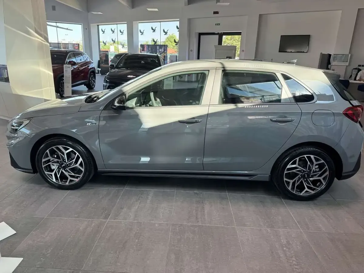 Nuova Hyundai i30 N Line 116 CV (85 kW) 2026 Grigio Berlina
