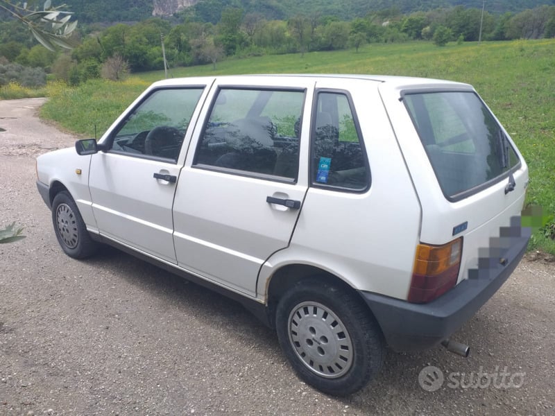 Usato 1987 Fiat Uno 1.1 Benzin 58 CV (3.200 €)