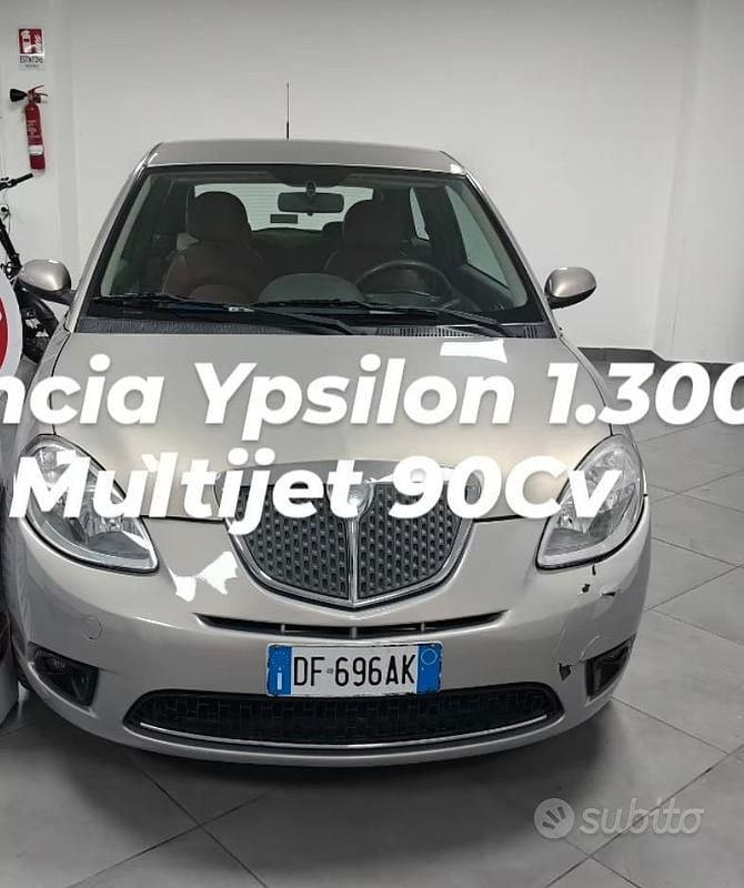 Grigio Usata 2007 Lancia Ypsilon Due volumi | 2200 € (Super prezzo) - Immagine 1/4