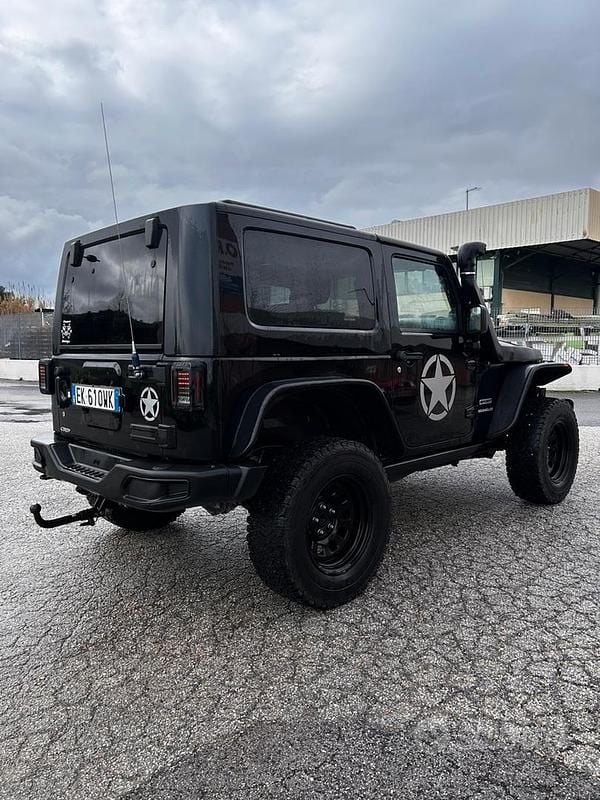 Usata Jeep Wrangler 200 CV (147 kW) 2012 Nero SUV