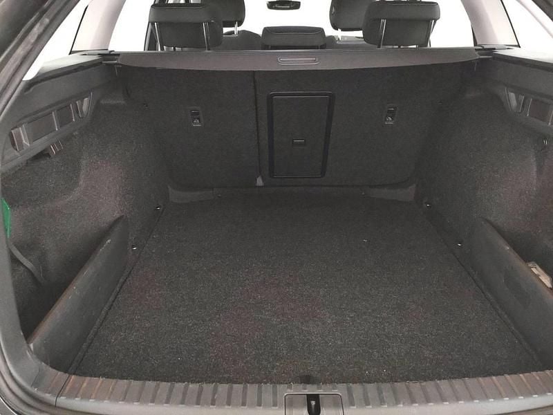 Usata Skoda Octavia Executive 150 CV (110 kW) 2024 Grigio Station wagon