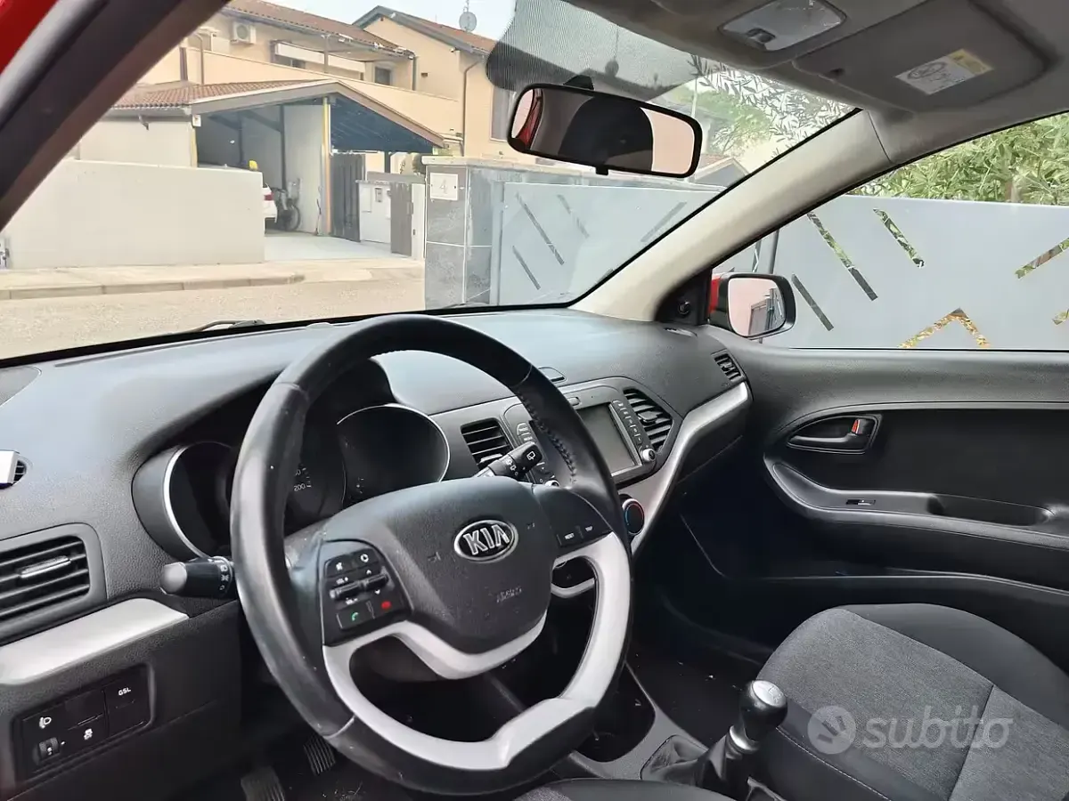Usata Kia Picanto 69 CV (50 kW) 2016 Utilitaria