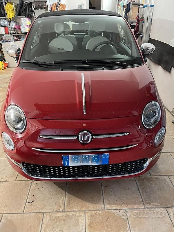 Usata Fiat 500 Dolcevita 70 CV (51 kW) 2022 Rosso Cabrio