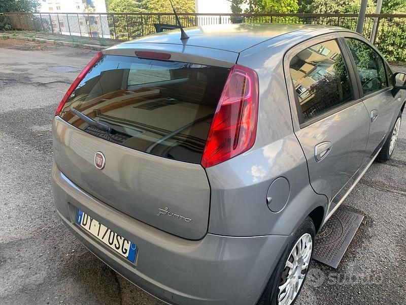 Usata Fiat Grande Punto Active 65 CV (47 kW) 2009 Utilitaria
