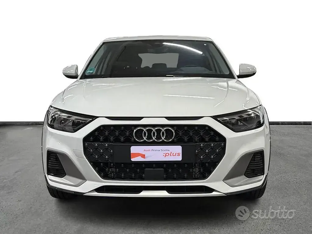 Nuova Audi A1 Business 116 CV (85 kW) 2025 Bianco SUV