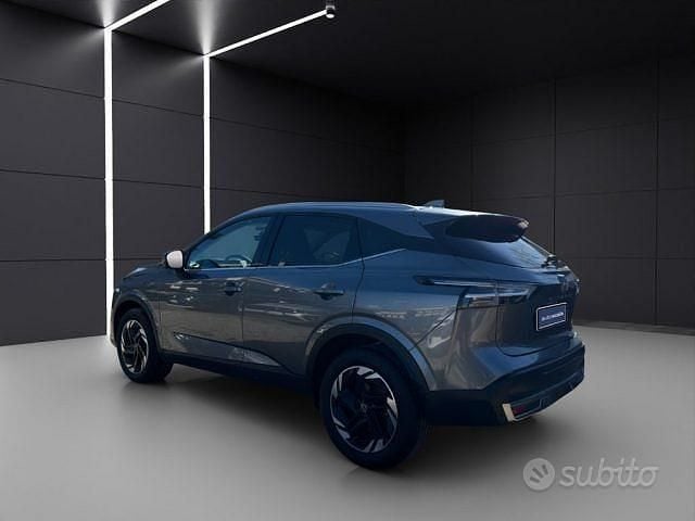 Usata Nissan Qashqai N-Connecta 140 CV (102 kW) 2025 Gray SUV