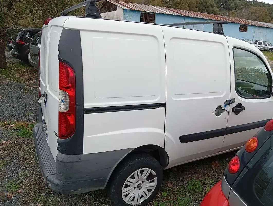 Usata Fiat Doblò Active 103 CV (75 kW) 2010 Monovolume