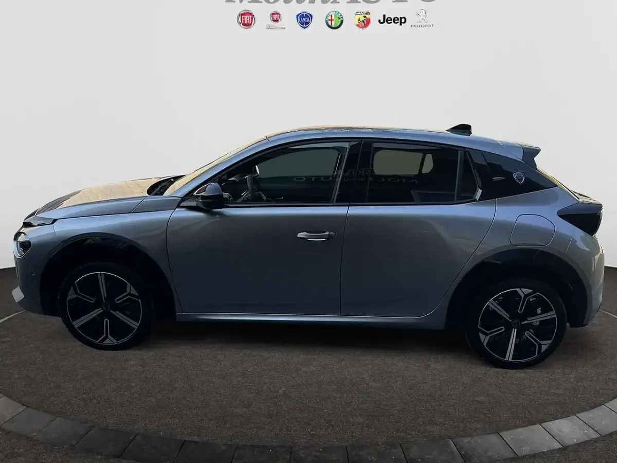 Nuova Lancia Ypsilon 110 CV (80 kW) 2026 Grigio Utilitaria
