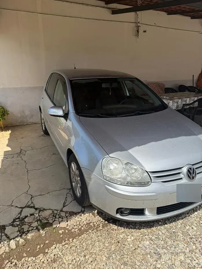 Usata VW Golf VI 105 CV (77 kW) 2008 Grigio Utilitaria