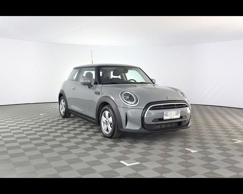 Usata Mini ONE Essential 75 CV (55 kW) 2022 Grigio moonwalk met Utilitaria