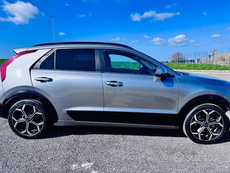 Usata Kia Niro 2023 Grigio SUV