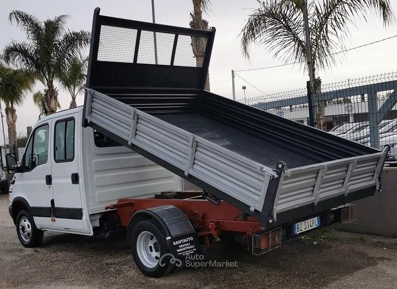 Usata Iveco Daily 130 CV (95 kW) 2003