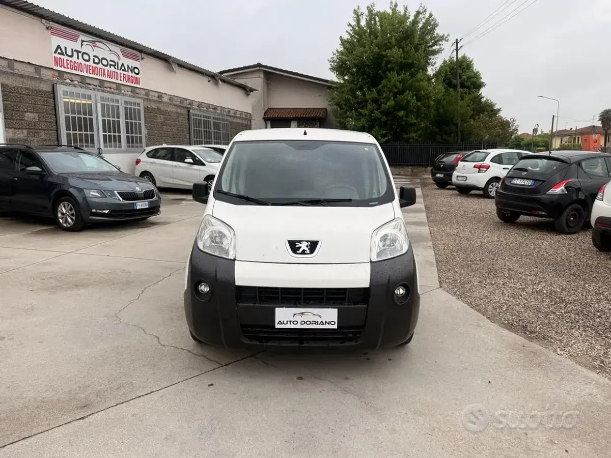 Usata Peugeot Bipper Premium 80 CV (58 kW) 2018 Bianco Monovolume