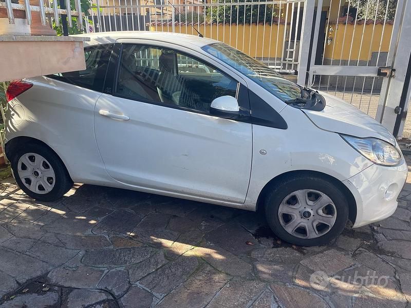 Usata Ford Ka 69 CV (50 kW) 2013 Bianco Berlina
