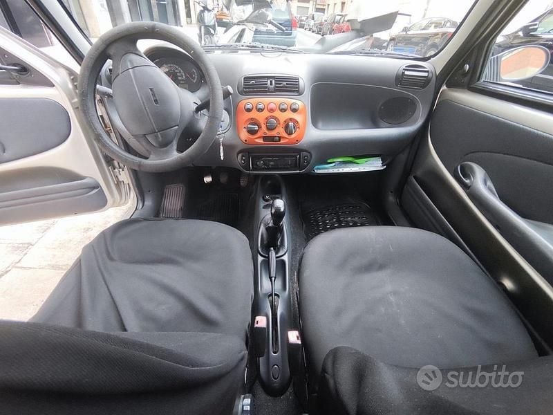 Usata Fiat Seicento 54 CV (39 kW) 2001 Utilitaria
