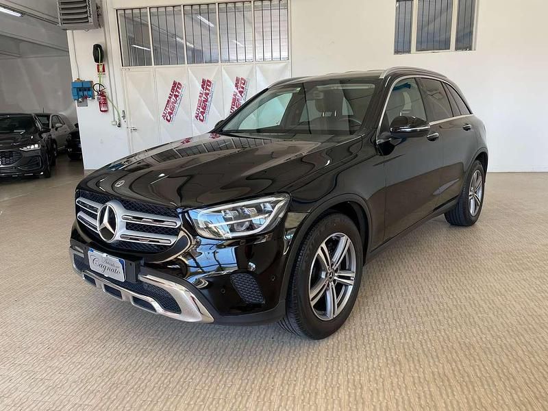 Usata Mercedes GLC200 Executive 163 CV (119 kW) 2021 Nero SUV