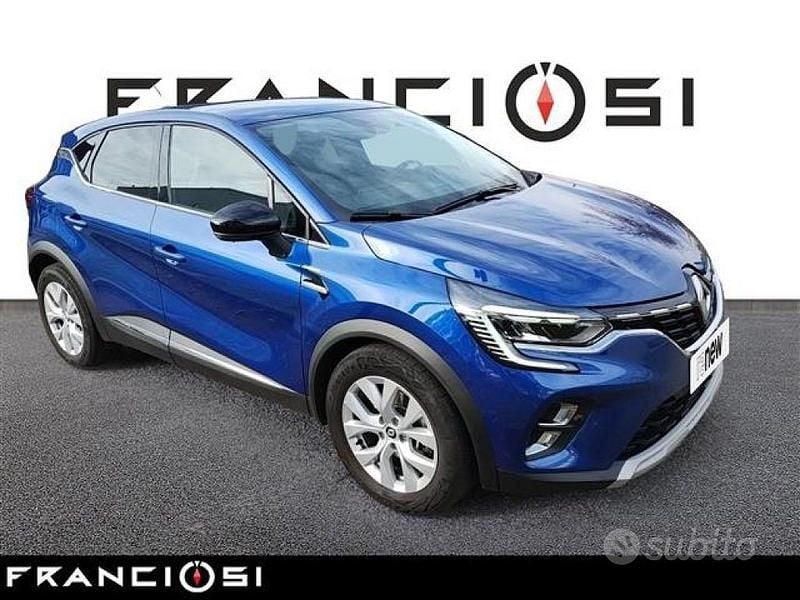 Usata Renault Captur Intens 143 CV (105 kW) 2022 Blu SUV