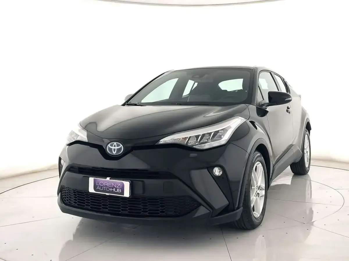Usata Toyota C-HR Active 98 CV (72 kW) 2022 Nero metallizzato SUV