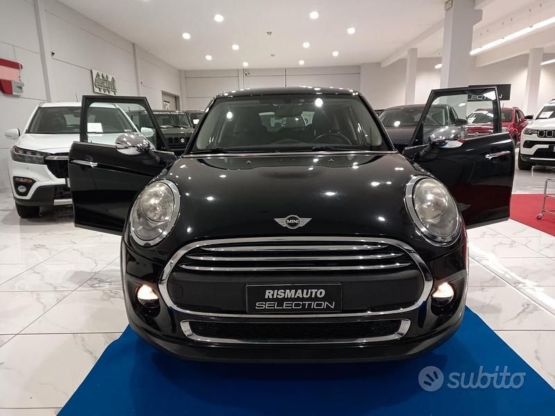 Usata Mini One D Hype 95 CV (69 kW) 2016 Nero Utilitaria