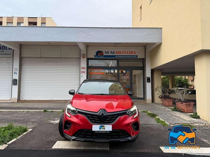 Usata Renault Captur Rive Gauche 94 CV (69 kW) 2022 Rosso SUV