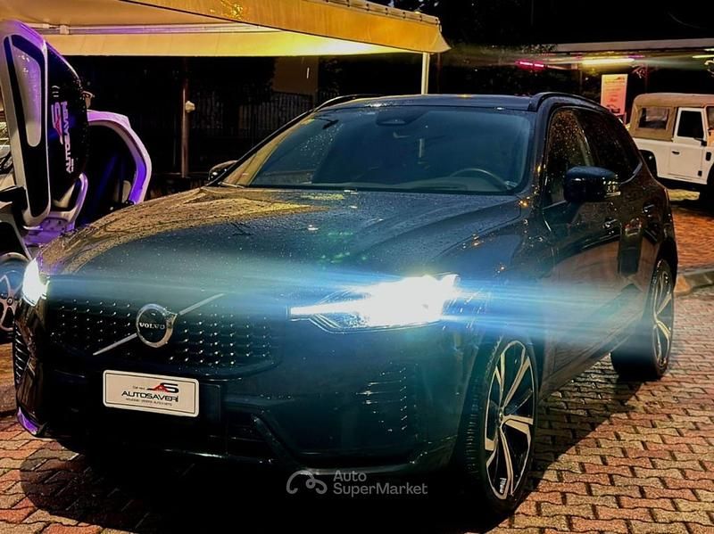 Nuova Volvo XC60 Core 197 CV (144 kW) 2025 Gray SUV